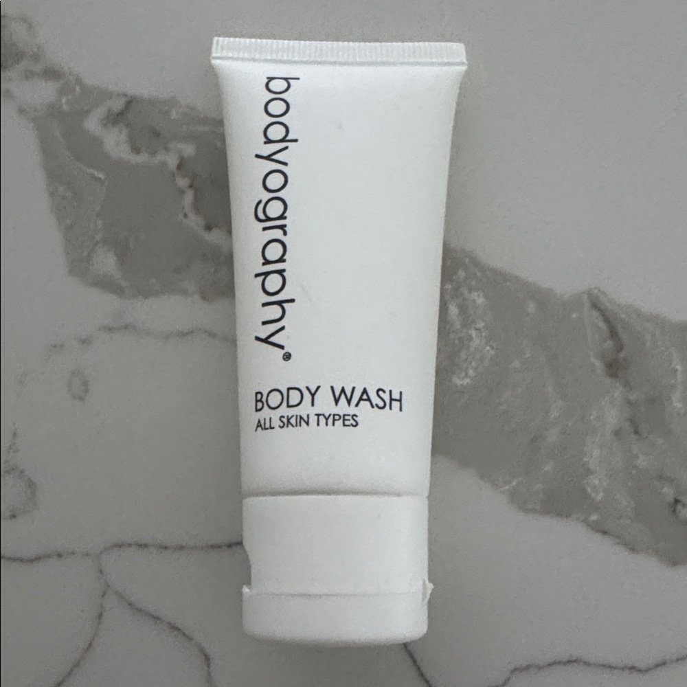 🌸5/$25🌸 Bodyography body wash